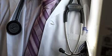 Love discusses Medicare “physician fix” in DBJ blog