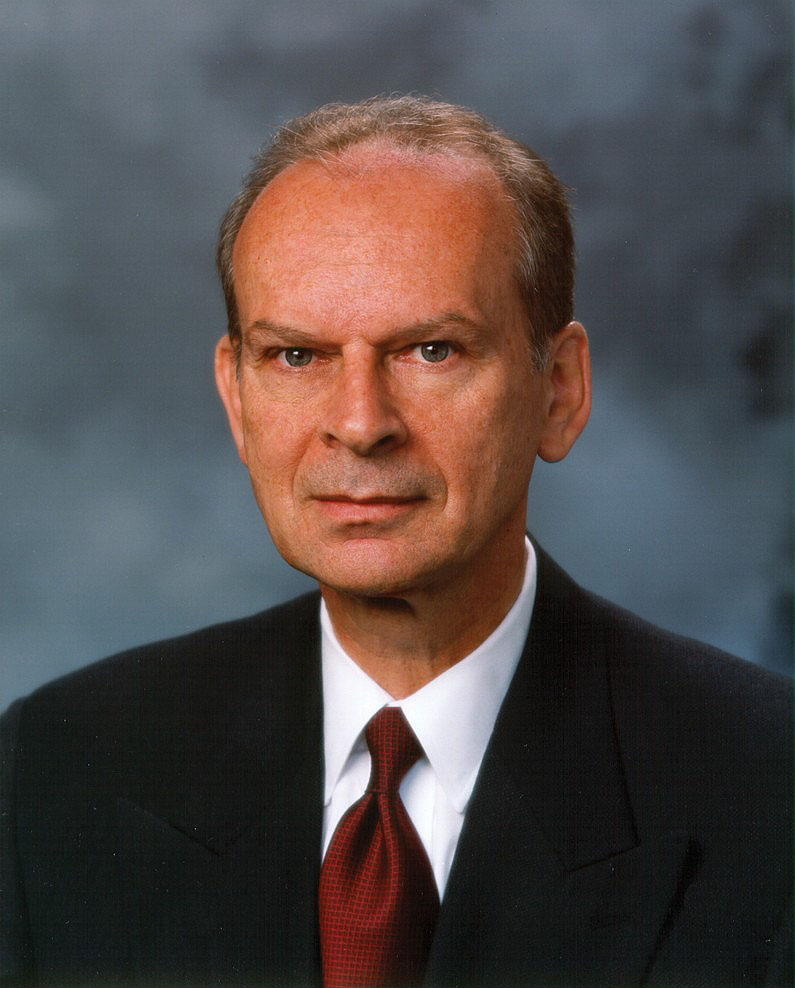 Dr. Merlyn Sayers to receive the Distinguished Health Service Award DFWHC